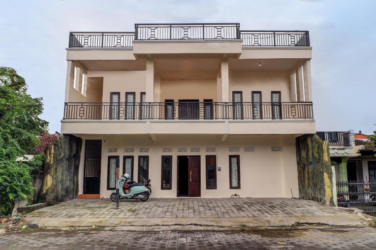 Oyo 91864 Holistic Stay Jimbaran ภายนอก รูปภาพ