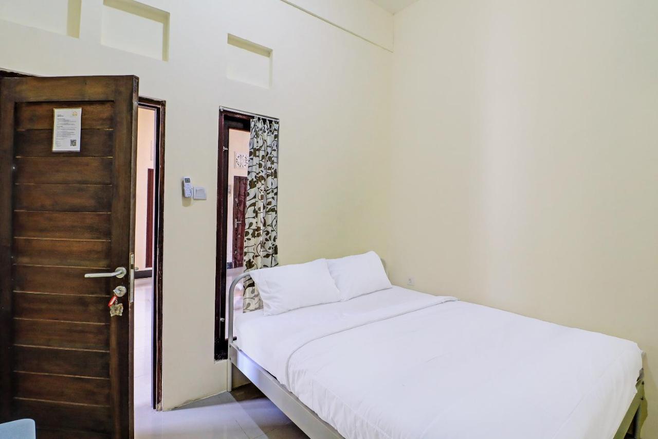 Oyo 91864 Holistic Stay Jimbaran ภายนอก รูปภาพ